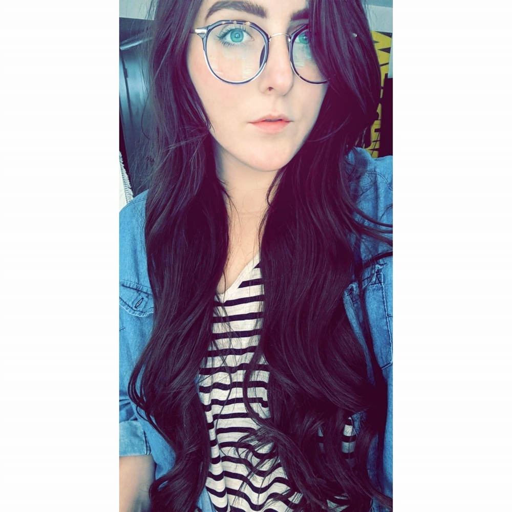Meet your Posher, Brittney